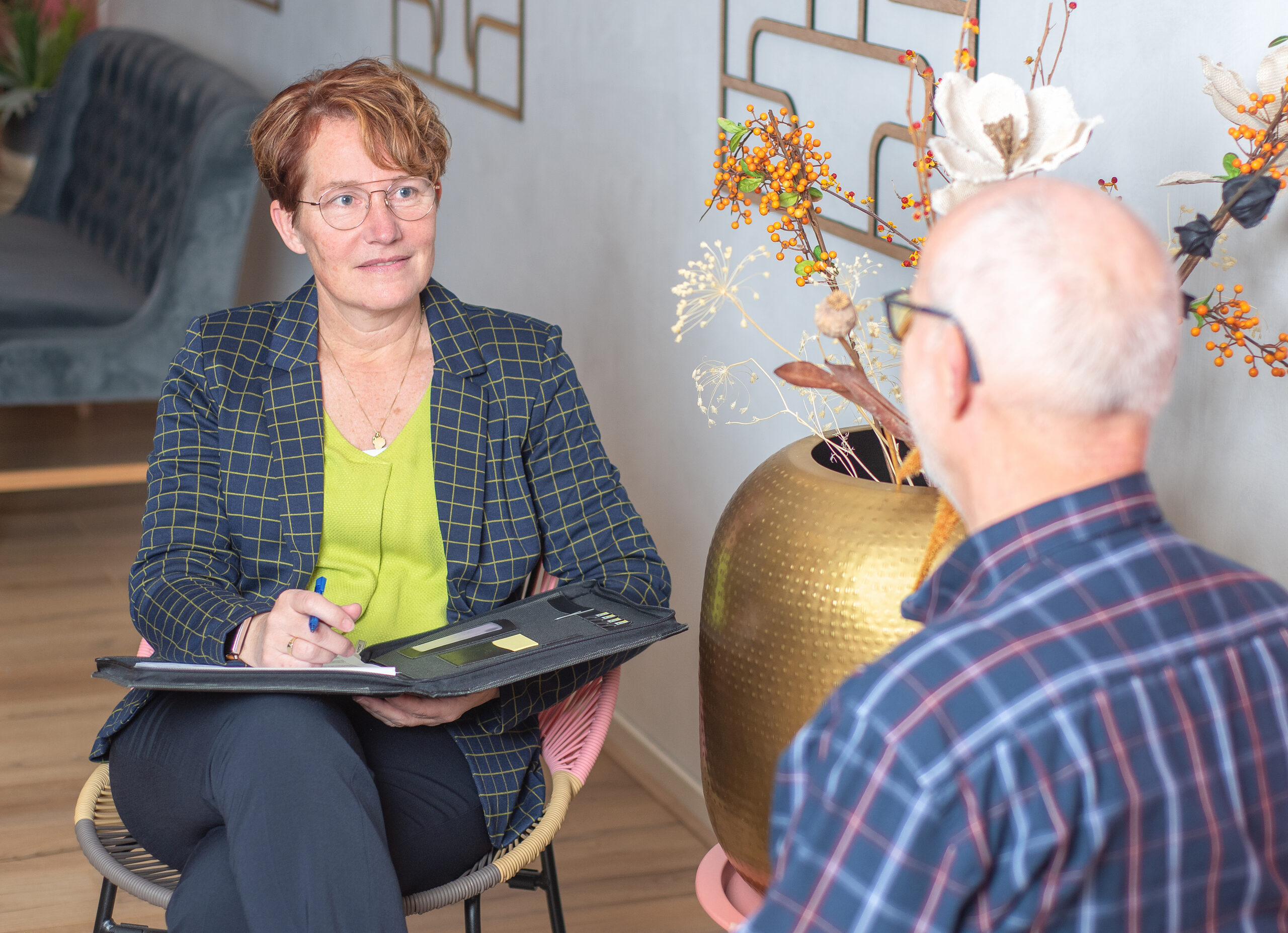 Kennismakingsgesprek  met betrokken uitvaartbegeleider Hart en Ziel uitvaartzorg Emmen